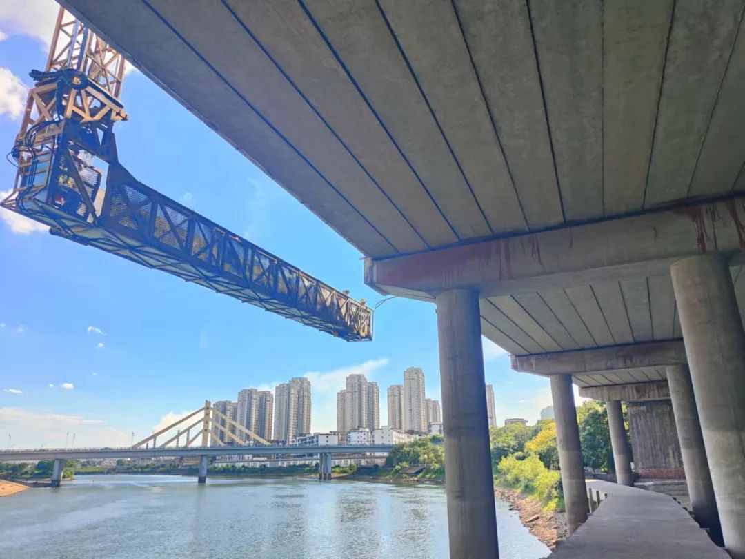 江西省新餘市主城區橋梁健康監測，持續推進中......